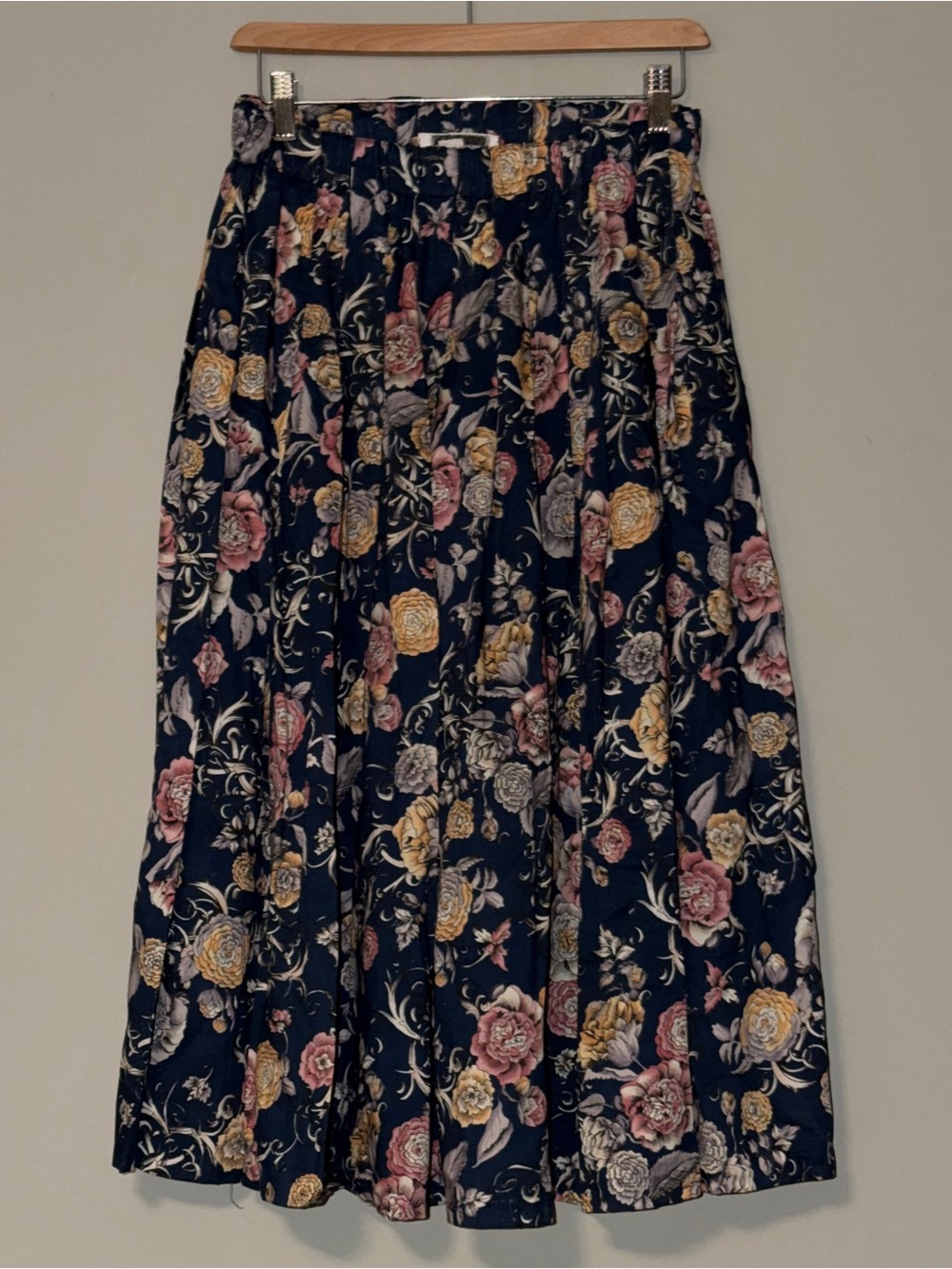 90s floral maxi skirt Size M rayon